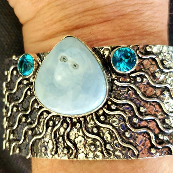 New Owyhee Opal and Blue Topaz 925 Silver Cuff Bracelet. - Picture 9 of 16